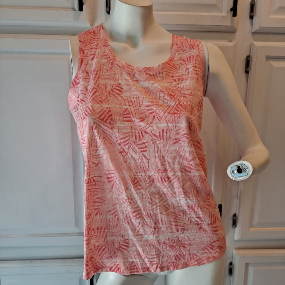 Ocean + Coadt Stylish Pink Leaf Print Tank Top